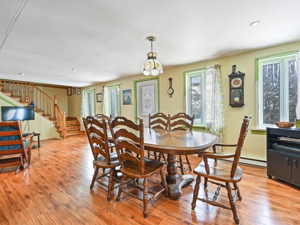 









786


Rue Principale

,
Saint-Blaise-sur-Richelieu,




QC
J0J1W0

