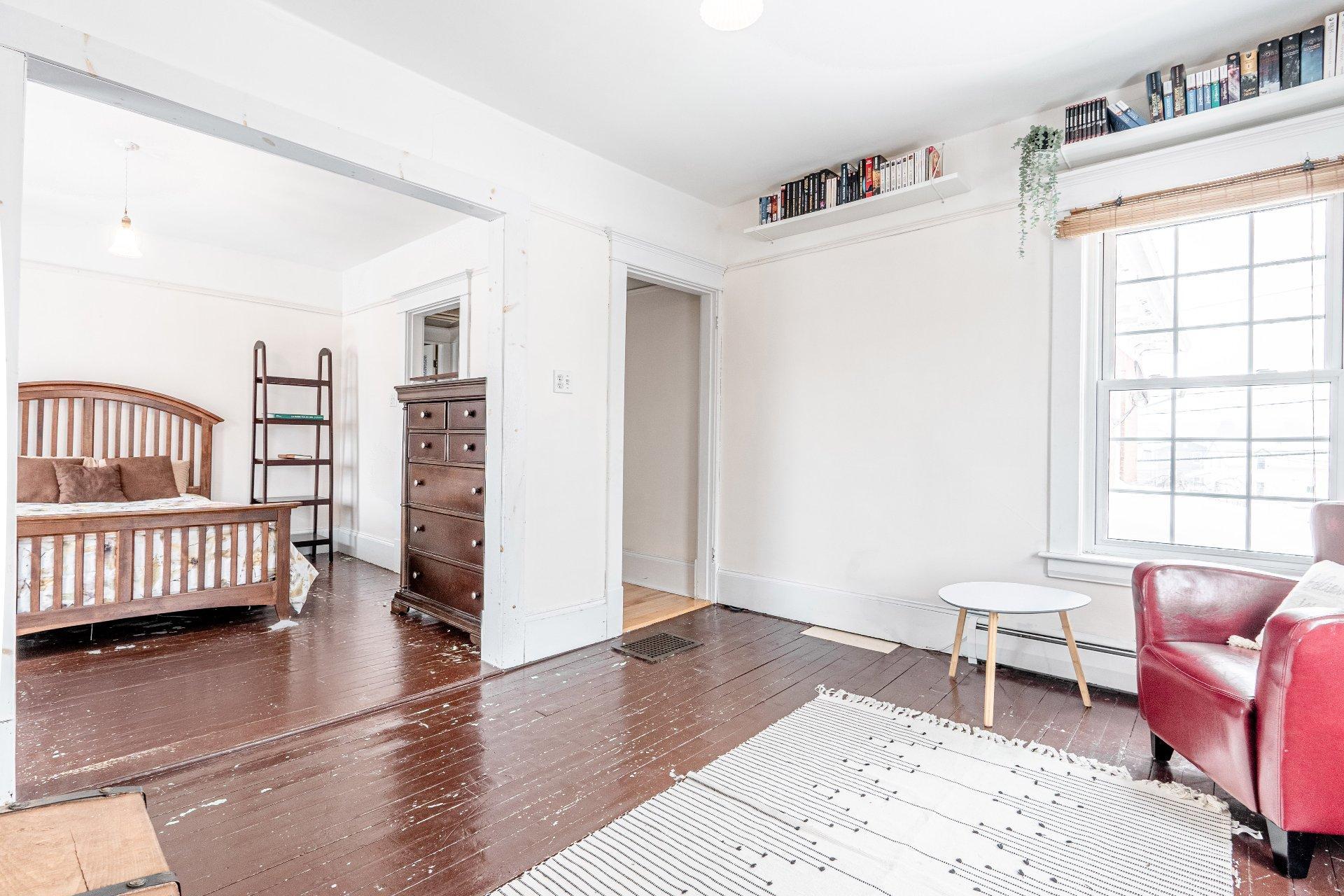 









1553


Rue Principale

,
Lawrenceville,




QC
J0E1W0

