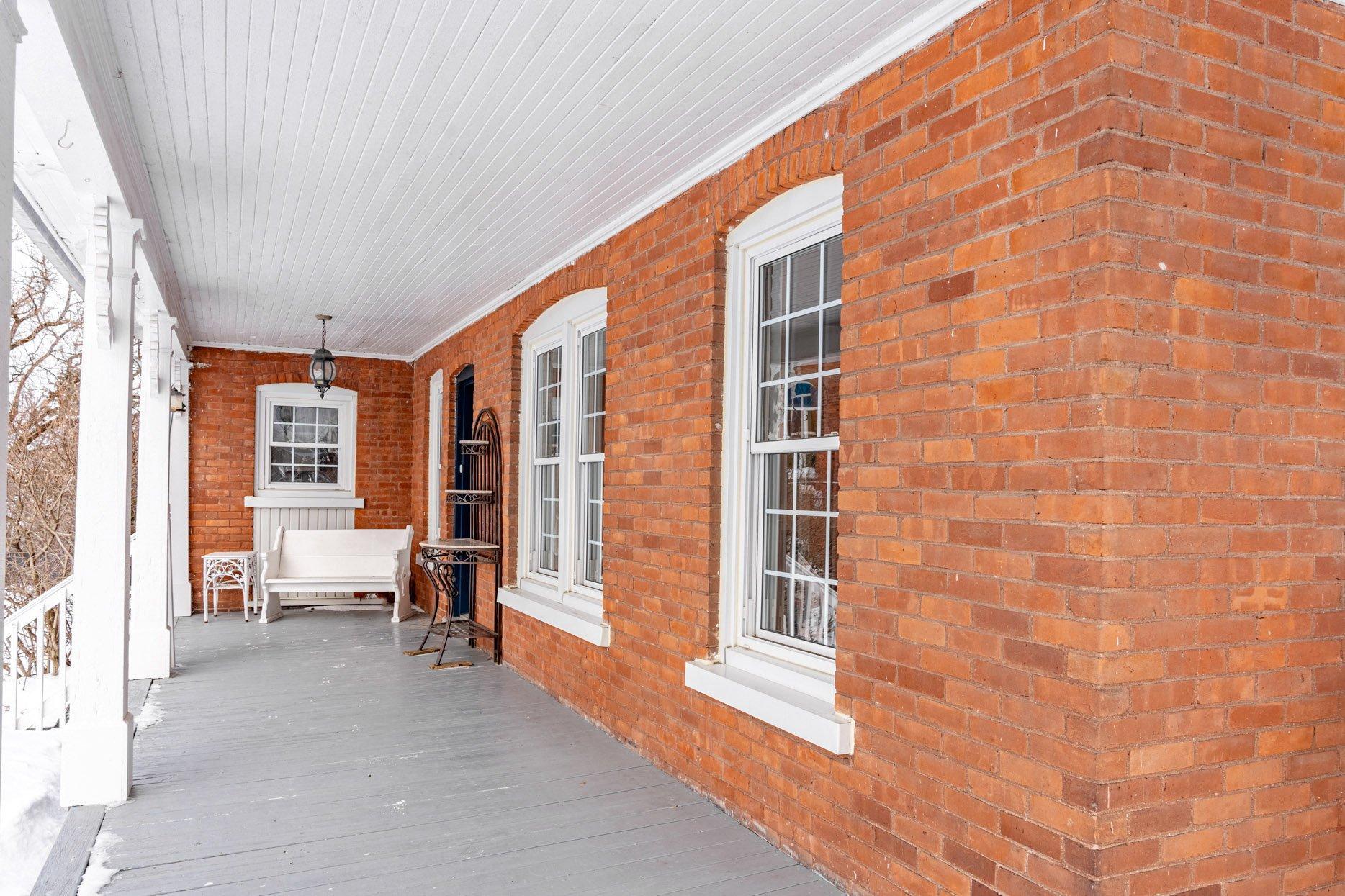 









1553


Rue Principale

,
Lawrenceville,




QC
J0E1W0

