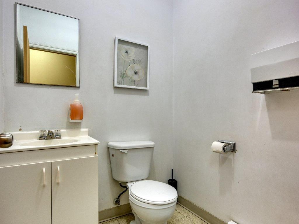 









4068


Rue Alfred-Laliberté

,
Boisbriand,




QC
J7H1P8

