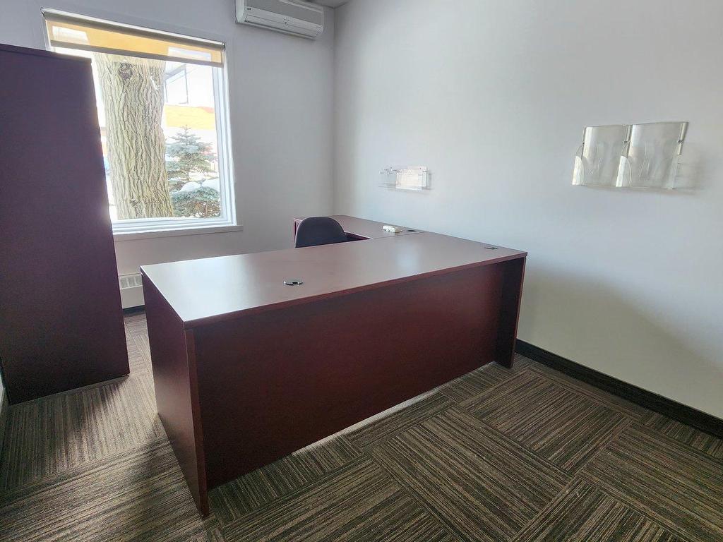 









288


Rue St-Joseph

, 3,
La Tuque,




QC
G9X1K8

