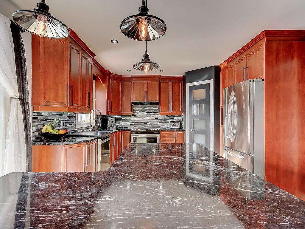 









153


Rue des Cerisiers

,
Saint-Jean-sur-Richelieu,




QC
J2X4R8

