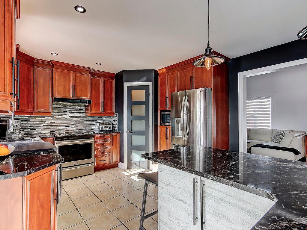 









153


Rue des Cerisiers

,
Saint-Jean-sur-Richelieu,




QC
J2X4R8

