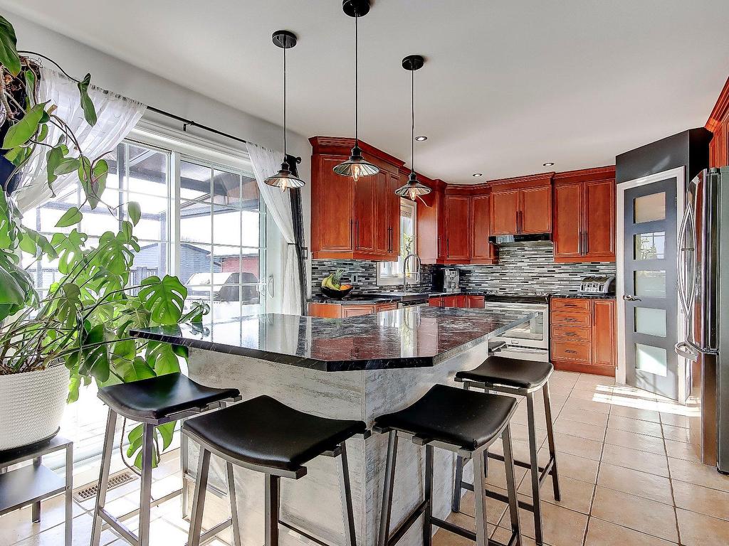 









153


Rue des Cerisiers

,
Saint-Jean-sur-Richelieu,




QC
J2X4R8


