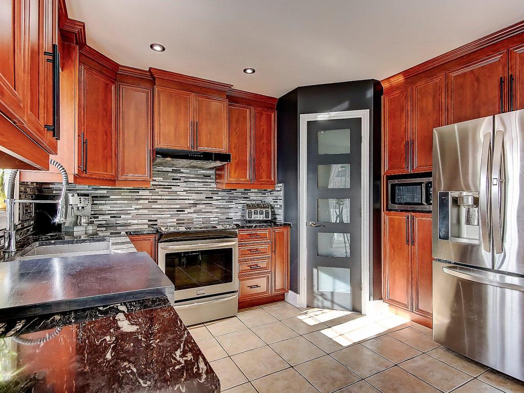 









153


Rue des Cerisiers

,
Saint-Jean-sur-Richelieu,




QC
J2X4R8

