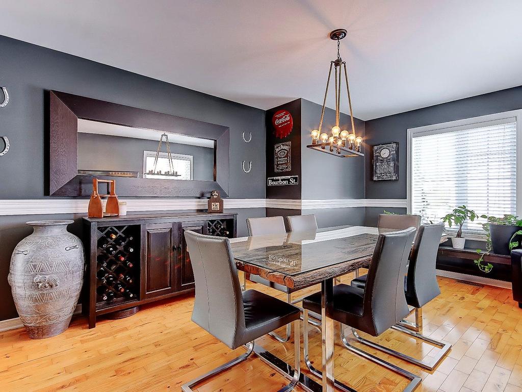 









153


Rue des Cerisiers

,
Saint-Jean-sur-Richelieu,




QC
J2X4R8

