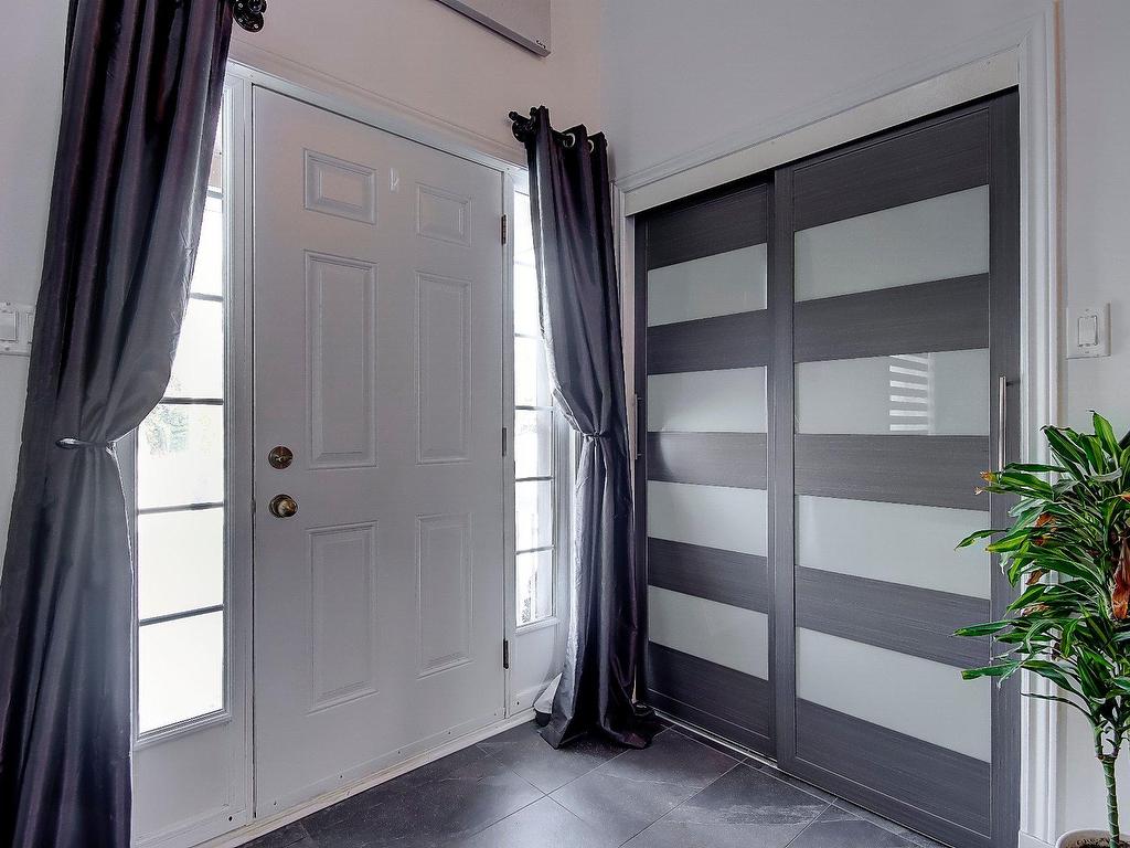 









153


Rue des Cerisiers

,
Saint-Jean-sur-Richelieu,




QC
J2X4R8

