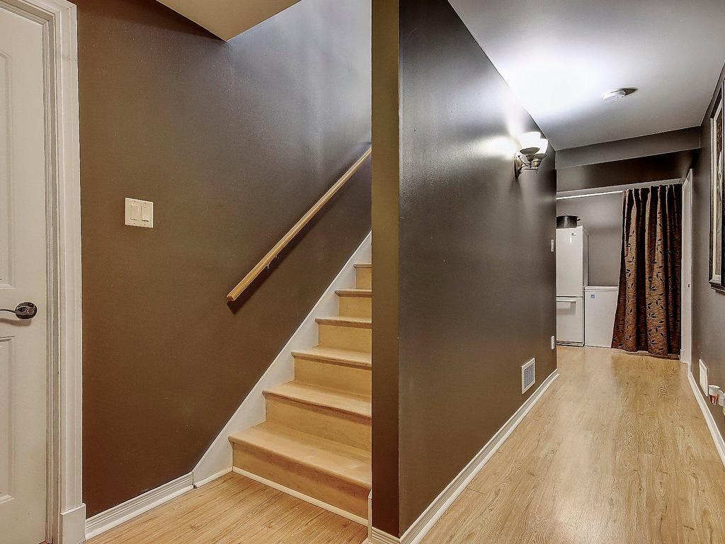 









153


Rue des Cerisiers

,
Saint-Jean-sur-Richelieu,




QC
J2X4R8

