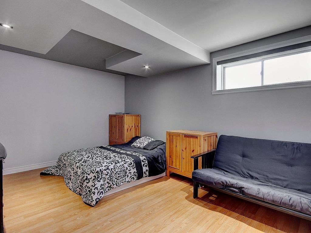 









153


Rue des Cerisiers

,
Saint-Jean-sur-Richelieu,




QC
J2X4R8

