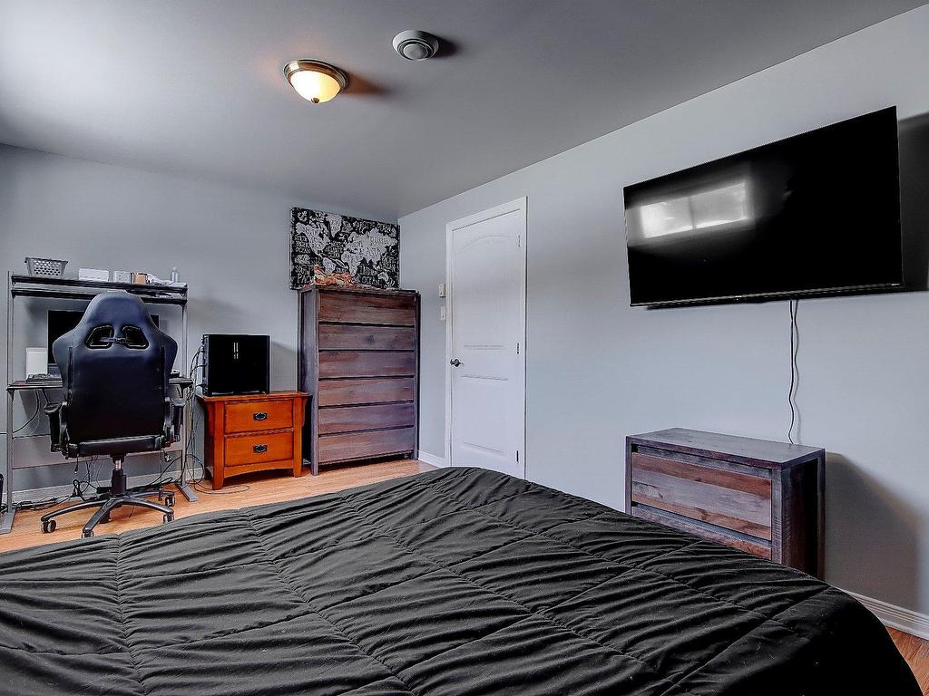 









153


Rue des Cerisiers

,
Saint-Jean-sur-Richelieu,




QC
J2X4R8

