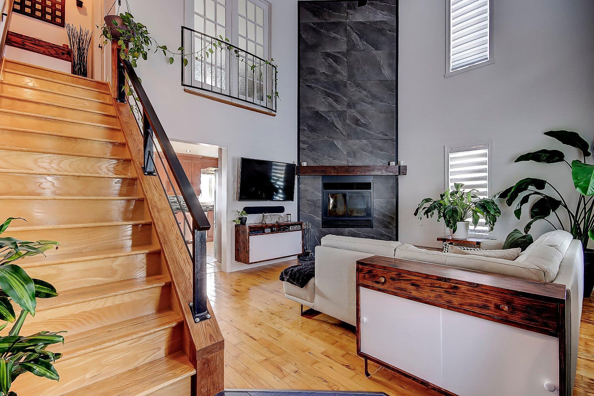 









153


Rue des Cerisiers

,
Saint-Jean-sur-Richelieu,




QC
J2X4R8

