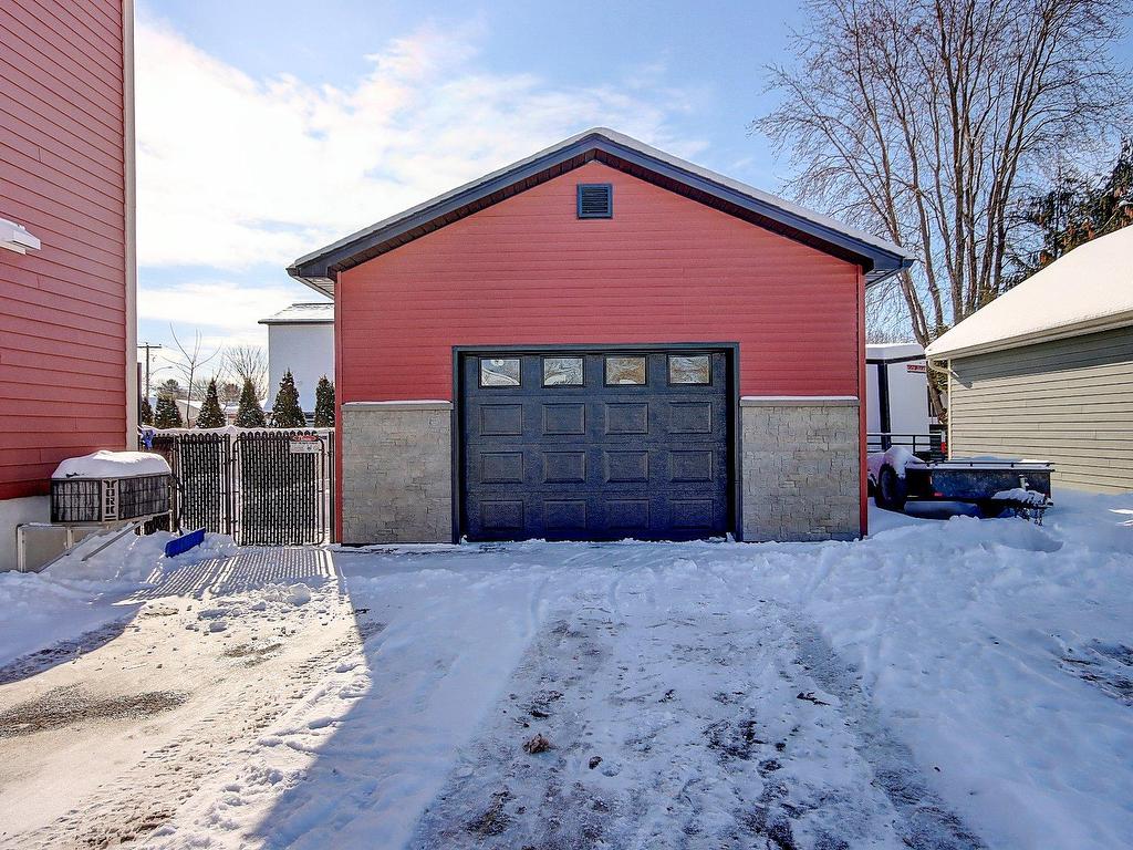 









153


Rue des Cerisiers

,
Saint-Jean-sur-Richelieu,




QC
J2X4R8

