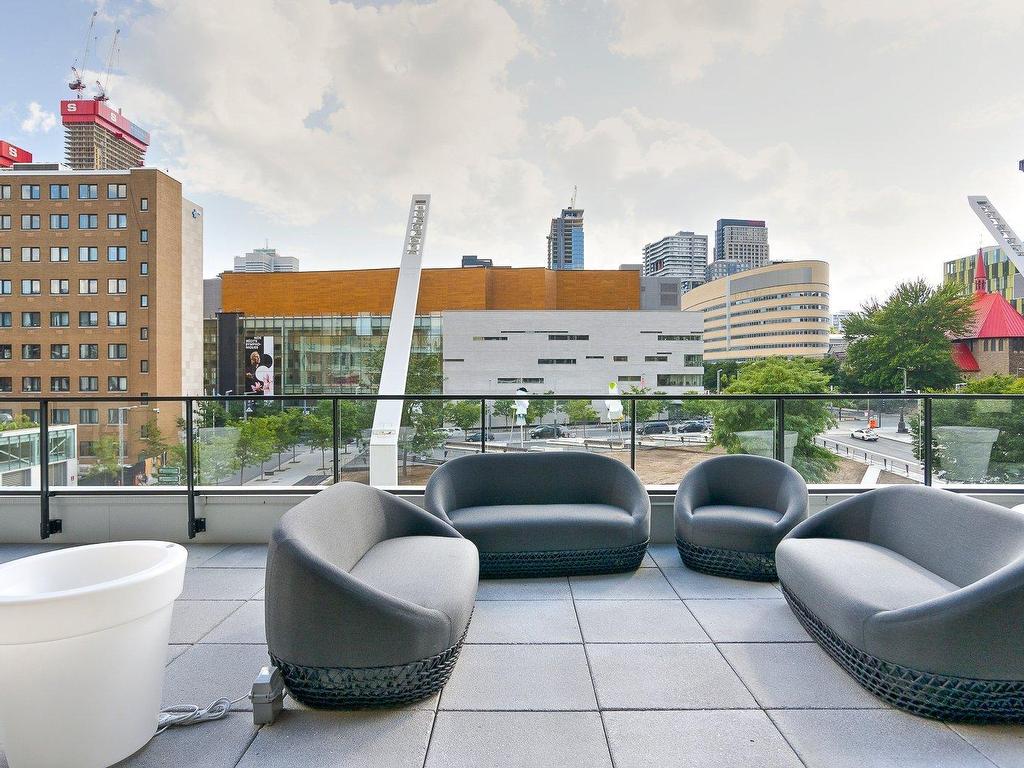 









1


Boul. De Maisonneuve O.

, 417,
Montréal (Ville-Marie),




QC
H2X0E3

