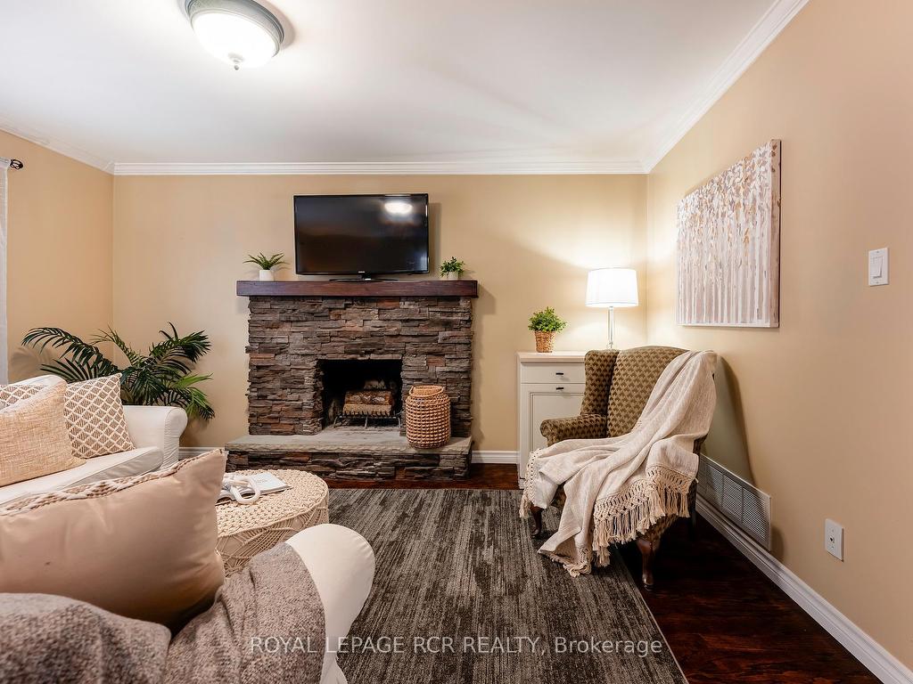 









51


Meadow

Drive,
Orangeville,




ON
L9W 4C7


