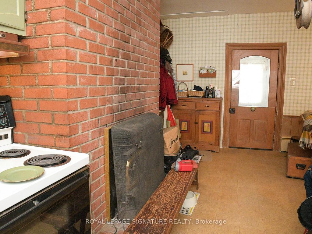 









6115


Eighth

Line,
Milton,




ON
L9E 1A4

