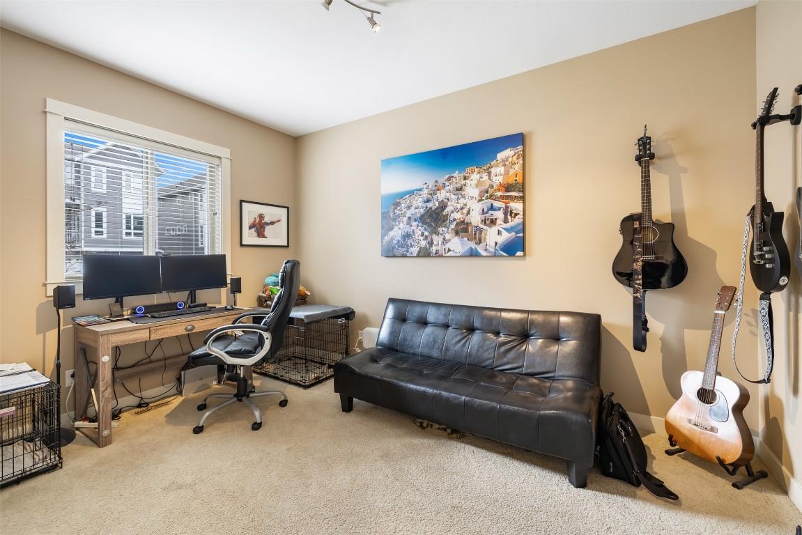 









13044


Lake Hill

Drive,
Lake Country,




BC
V4V 2P1

