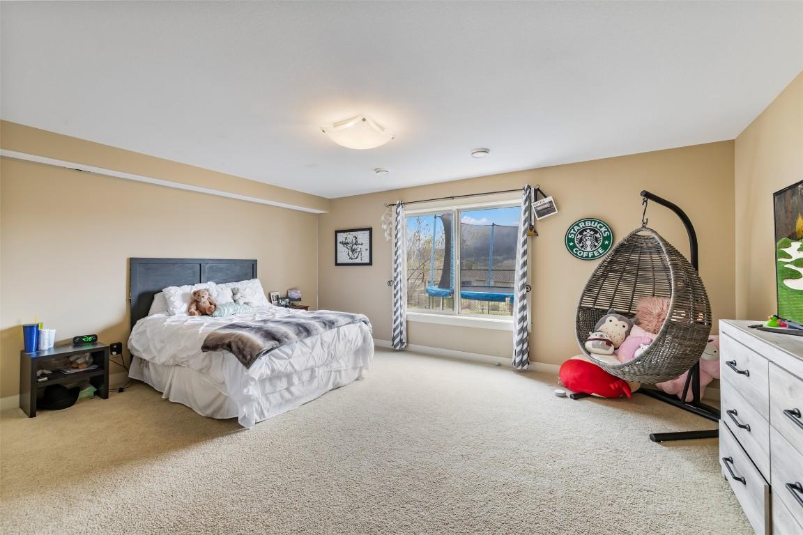 









13044


Lake Hill

Drive,
Lake Country,




BC
V4V 2P1

