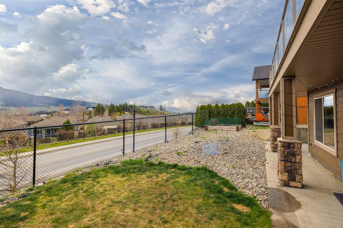 









13044


Lake Hill

Drive,
Lake Country,




BC
V4V 2P1

