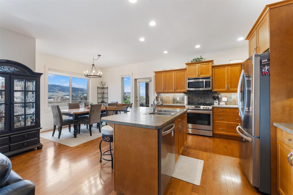 









13044


Lake Hill

Drive,
Lake Country,




BC
V4V 2P1

