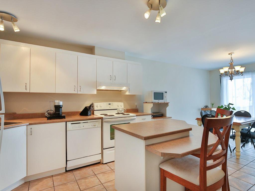 









542


Ch. du Grand-Bernier N.

,
Saint-Jean-sur-Richelieu,




QC
J3B8S6

