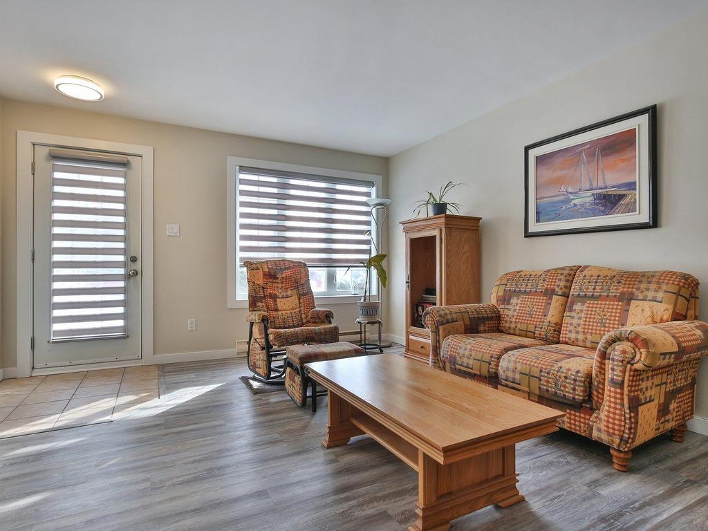 









542


Ch. du Grand-Bernier N.

,
Saint-Jean-sur-Richelieu,




QC
J3B8S6

