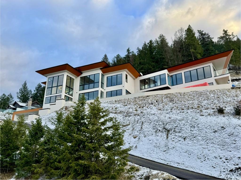 









120


Sunset

Boulevard,
Vernon,




BC
V1H 1T7

