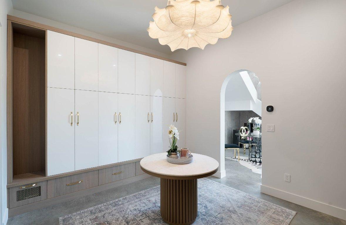 









120


Sunset

Boulevard,
Vernon,




BC
V1H 1T7

