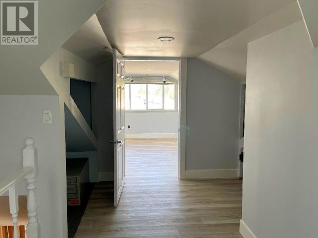 












4507 MANSON AVE

,
Powell River,




British Columbia
V8A3N3

