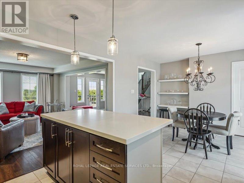 












3 - 3045 GEORGE SAVAGE AVENUE

,
Oakville,




Ontario
L6M0Y8

