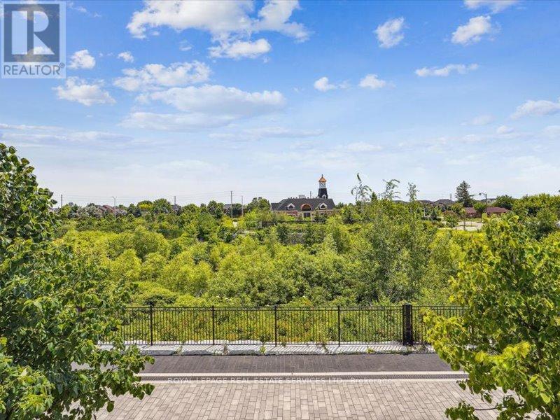 












3 - 3045 GEORGE SAVAGE AVENUE

,
Oakville,




Ontario
L6M0Y8

