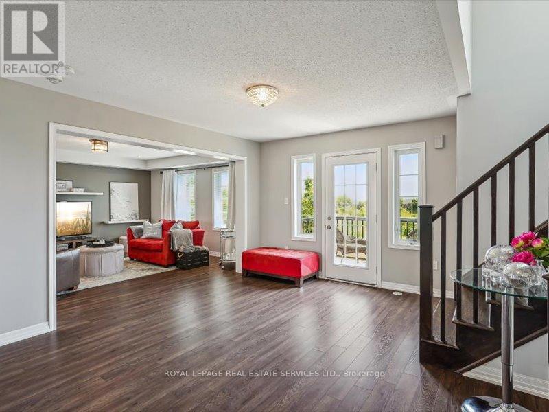 












3 - 3045 GEORGE SAVAGE AVENUE

,
Oakville,




Ontario
L6M0Y8

