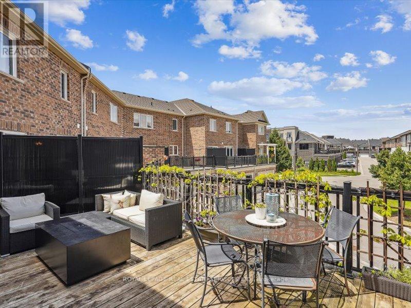 












3 - 3045 GEORGE SAVAGE AVENUE

,
Oakville,




Ontario
L6M0Y8

