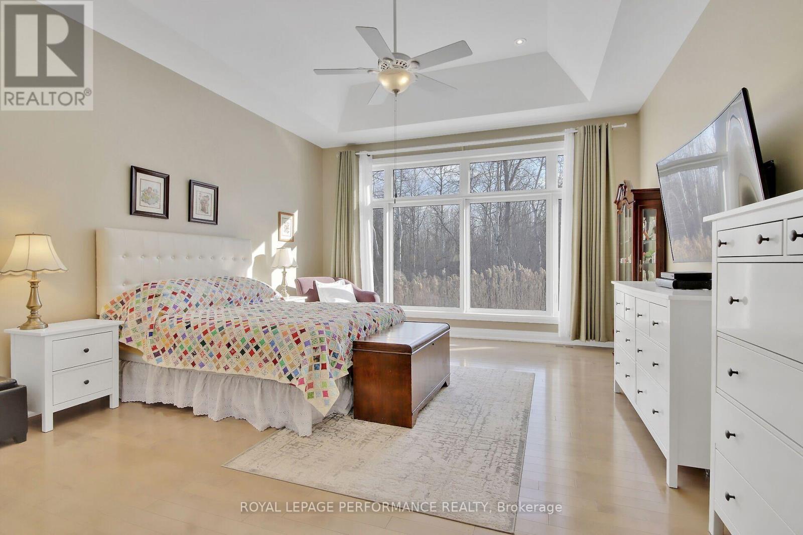 












7412 BLUE WATER CRESCENT

,
Ottawa,




Ontario
K4P0C8

