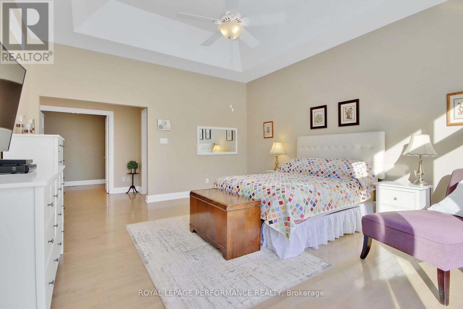 












7412 BLUE WATER CRESCENT

,
Ottawa,




Ontario
K4P0C8

