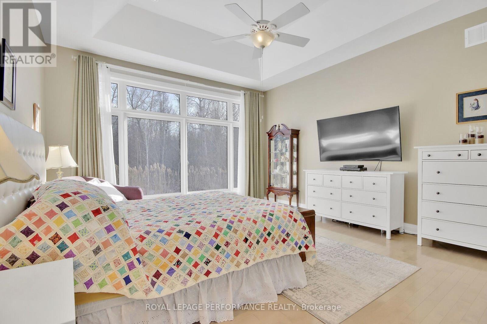 












7412 BLUE WATER CRESCENT

,
Ottawa,




Ontario
K4P0C8


