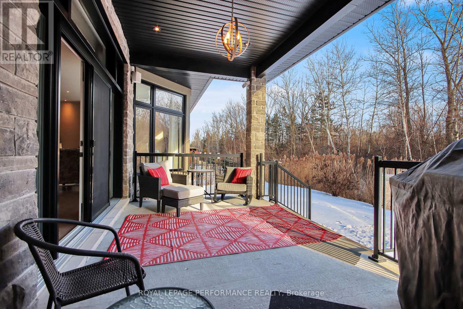 












7412 BLUE WATER CRESCENT

,
Ottawa,




Ontario
K4P0C8

