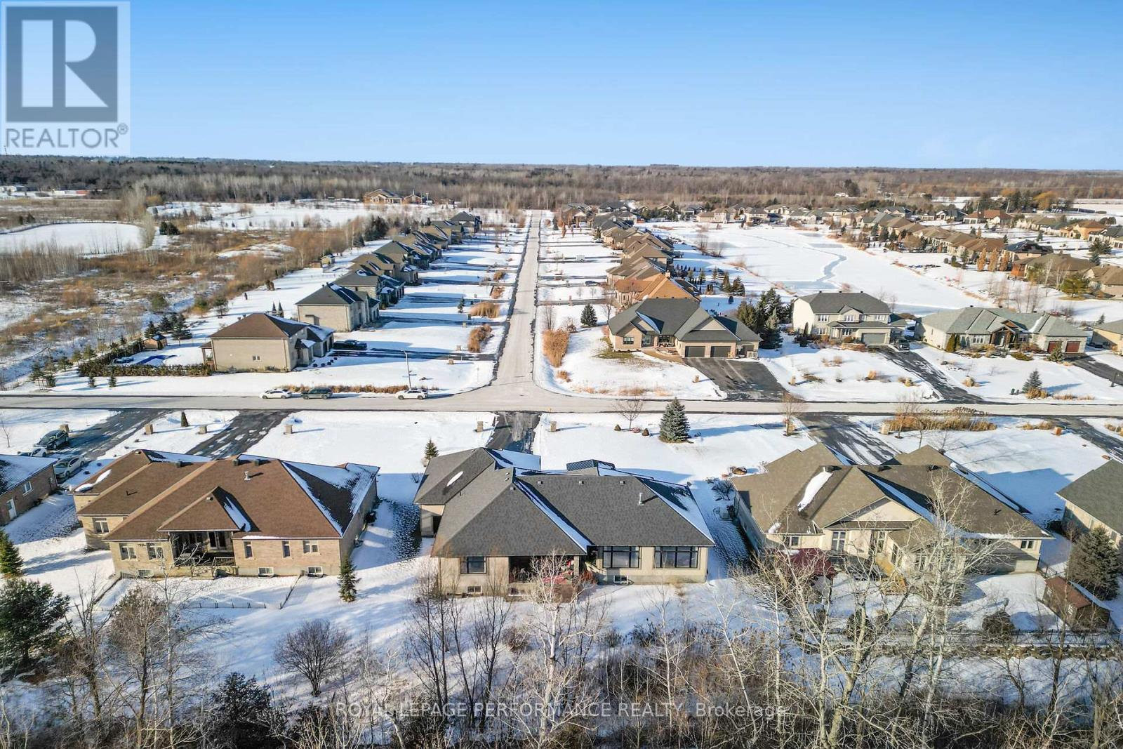 












7412 BLUE WATER CRESCENT

,
Ottawa,




Ontario
K4P0C8


