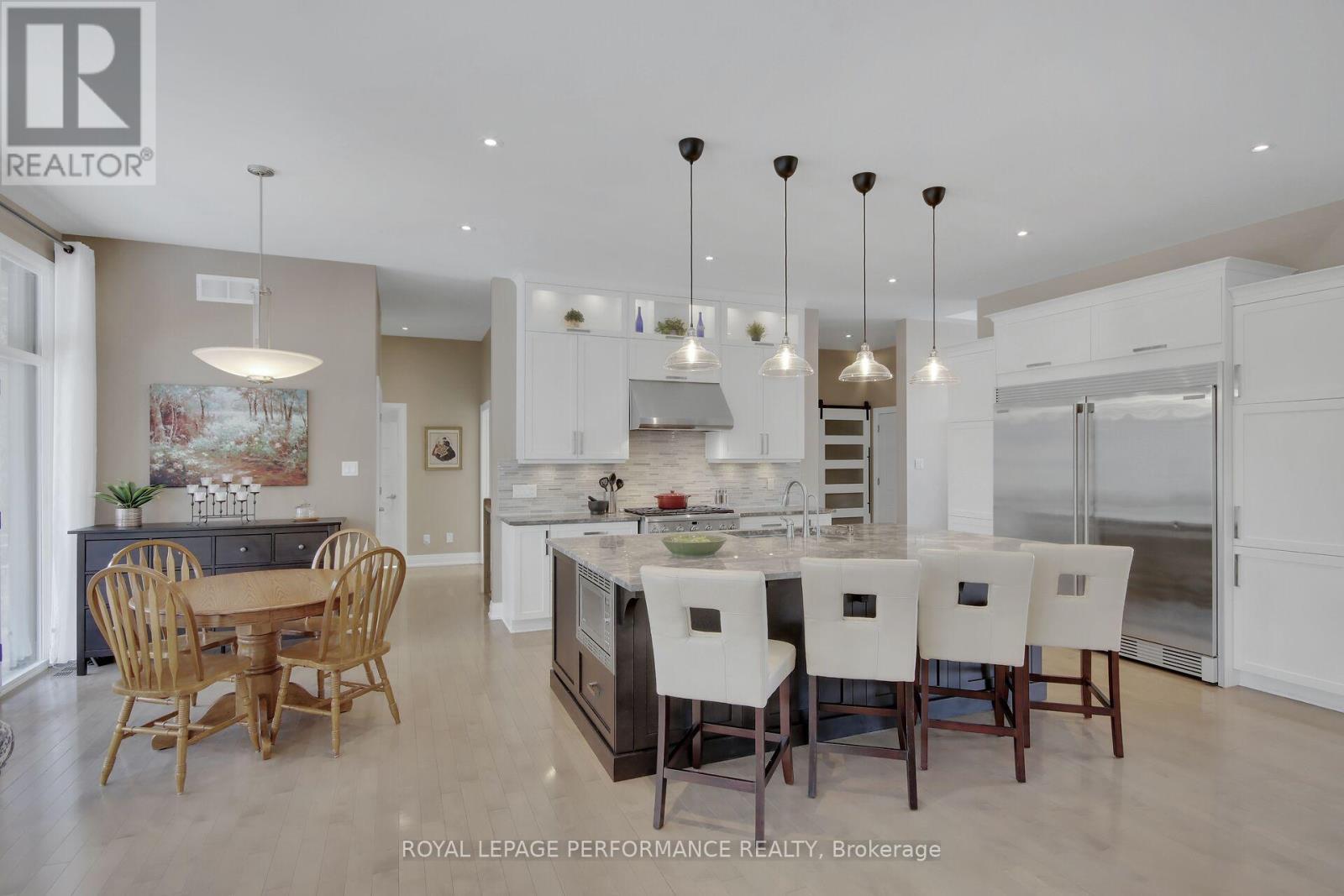 












7412 BLUE WATER CRESCENT

,
Ottawa,




Ontario
K4P0C8


