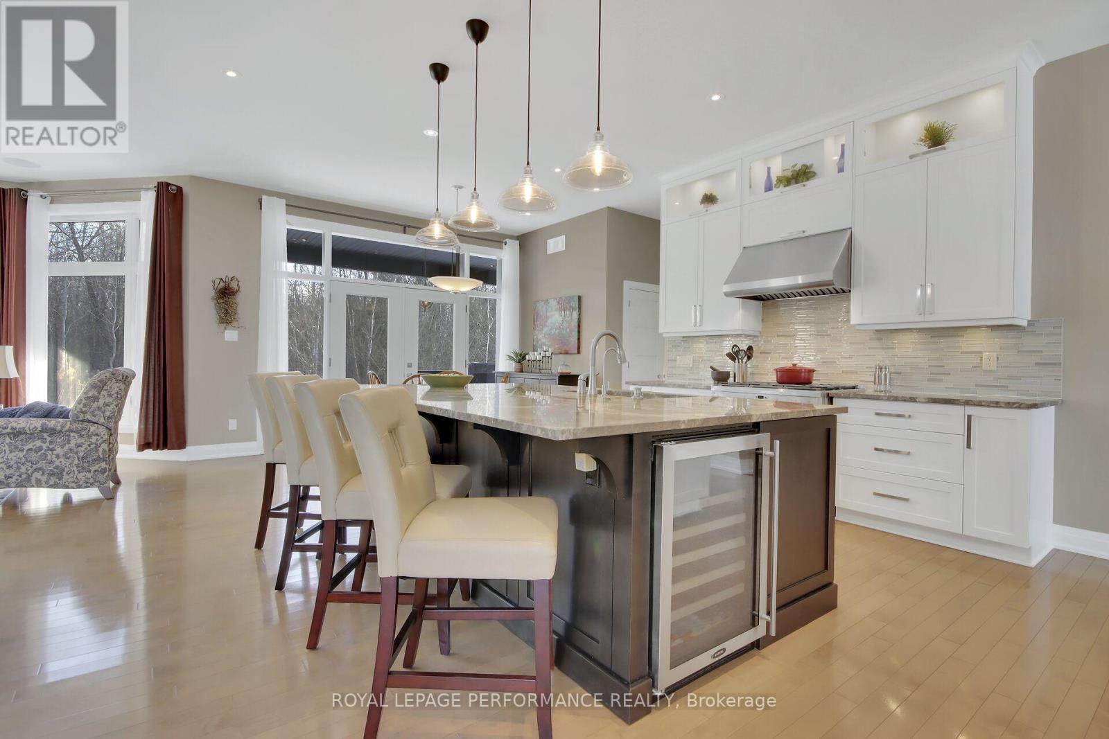 












7412 BLUE WATER CRESCENT

,
Ottawa,




Ontario
K4P0C8

