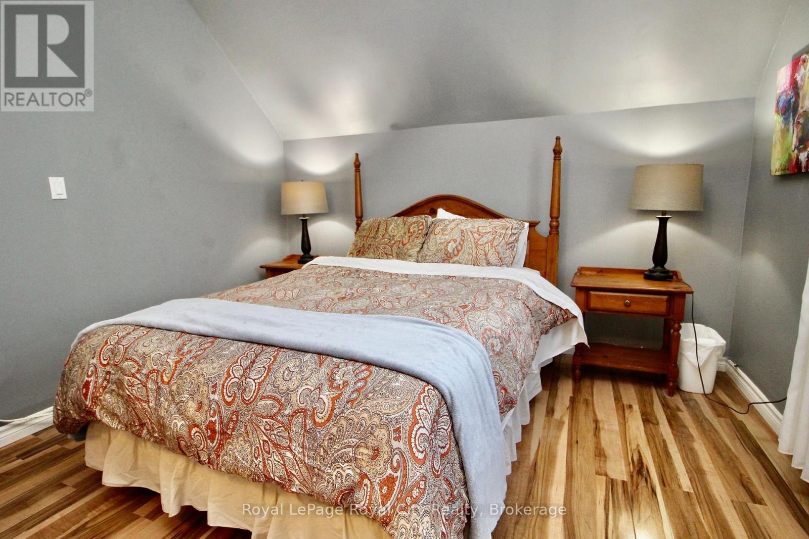 












314 CAPE CHIN ROAD N

,
Northern Bruce Peninsula,




Ontario
N0H1W0

