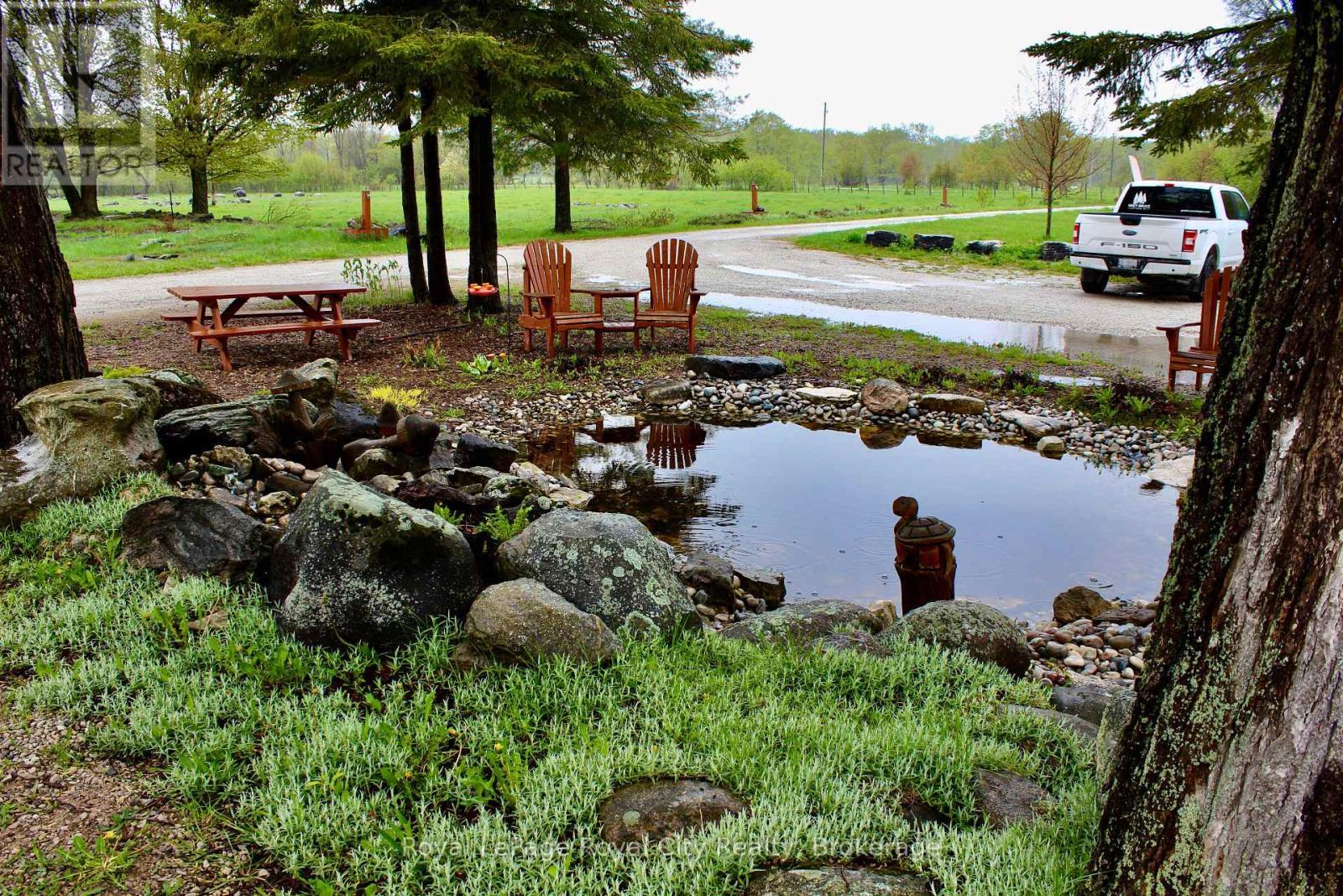 












314 CAPE CHIN ROAD N

,
Northern Bruce Peninsula,




Ontario
N0H1W0

