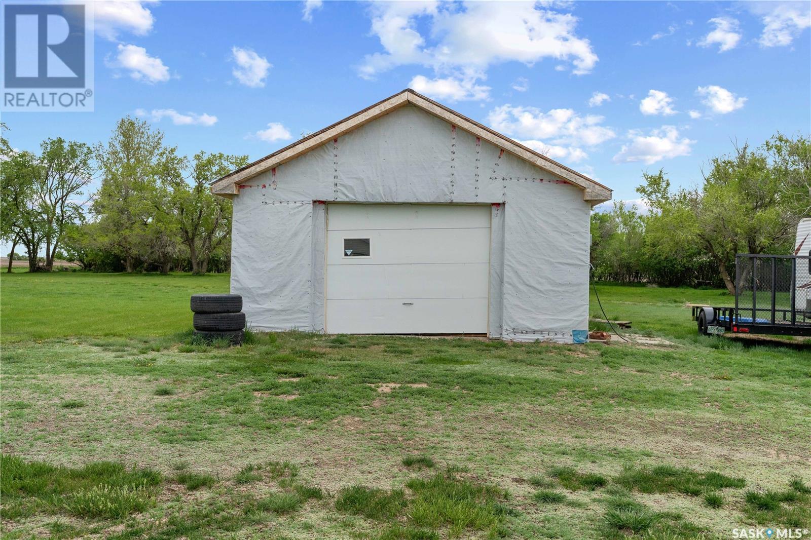 












RM of Gravelbourg Acreage

,
Gravelbourg,




Saskatchewan
S0H1X0

