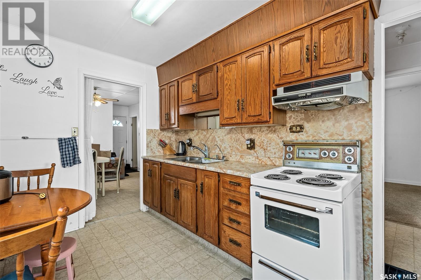 












845 Athabasca STREET E

,
Moose Jaw,




Saskatchewan
S6H0M6

