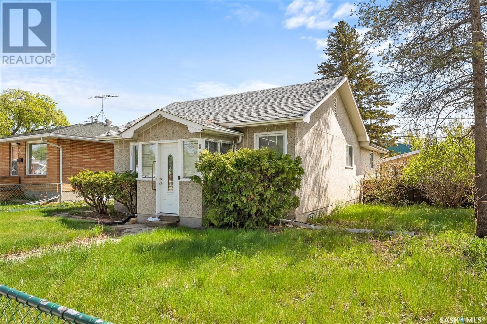 












845 Athabasca STREET E

,
Moose Jaw,




Saskatchewan
S6H0M6

