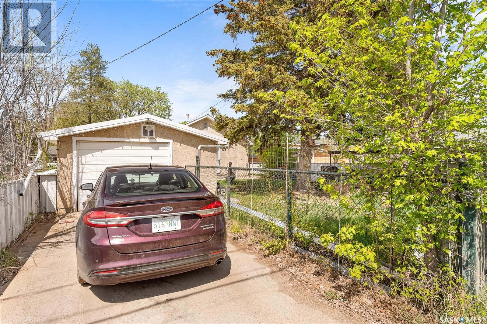 












845 Athabasca STREET E

,
Moose Jaw,




Saskatchewan
S6H0M6

