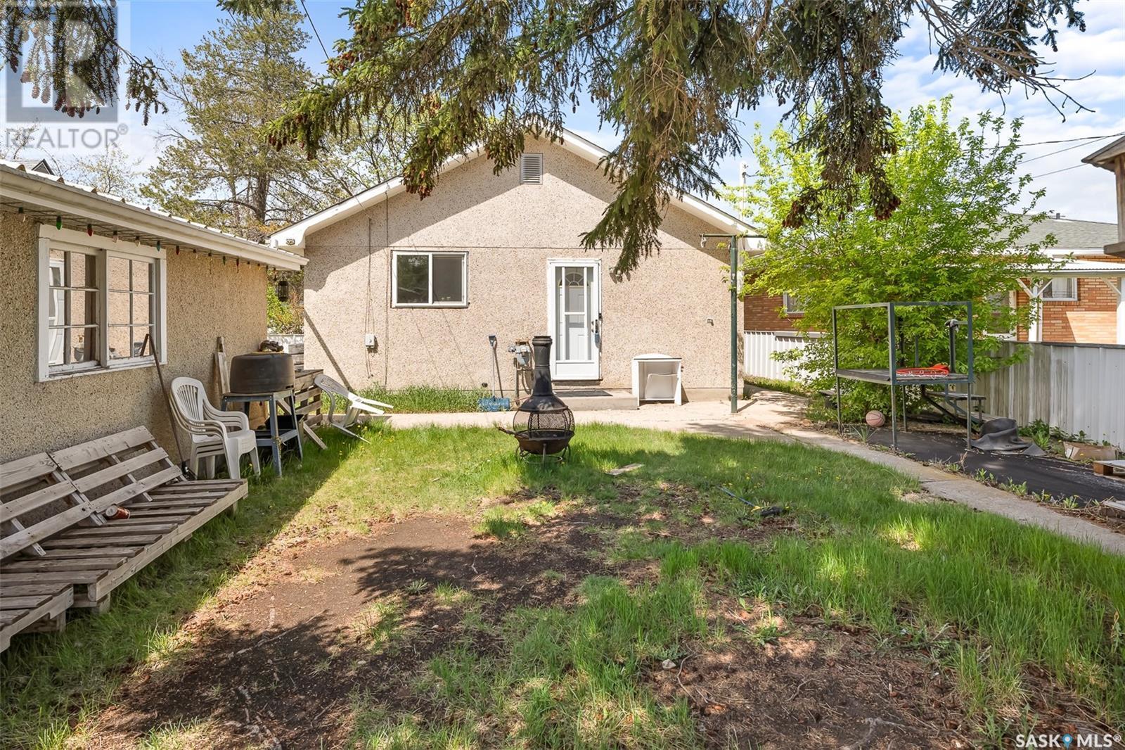 












845 Athabasca STREET E

,
Moose Jaw,




Saskatchewan
S6H0M6

