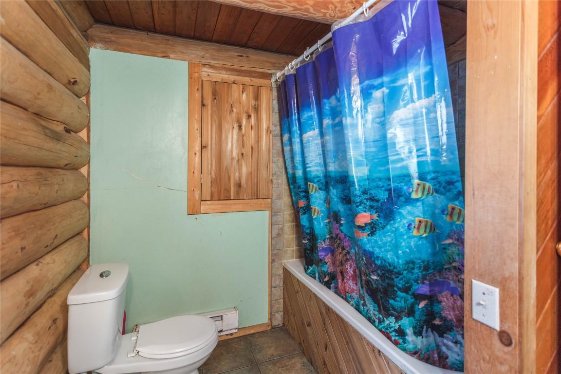 









692


North Fork

Road,
Cherryville,




BC
V0E 2G3

