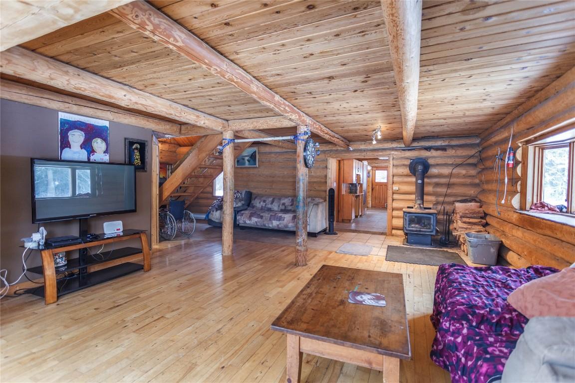 









692


North Fork

Road,
Cherryville,




BC
V0E 2G3

