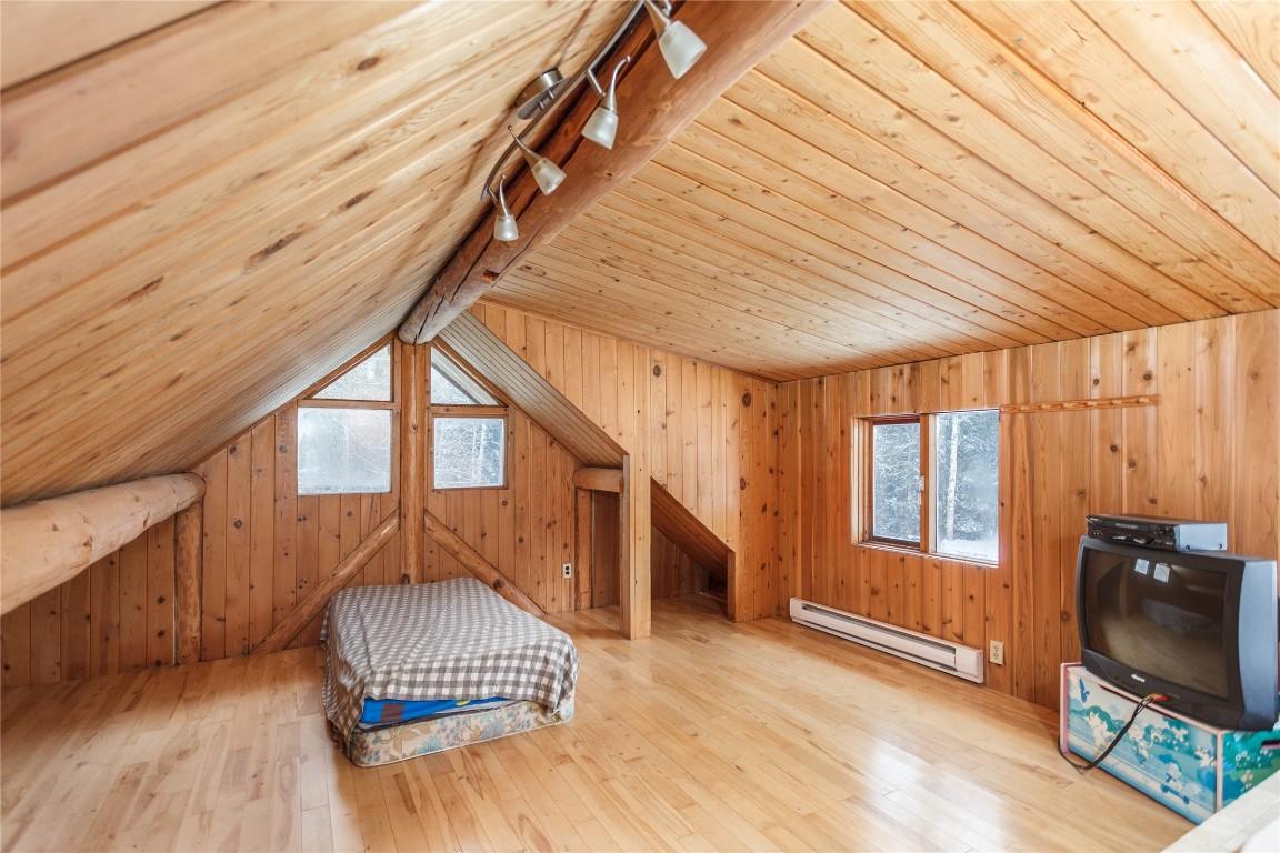 









692


North Fork

Road,
Cherryville,




BC
V0E 2G3

