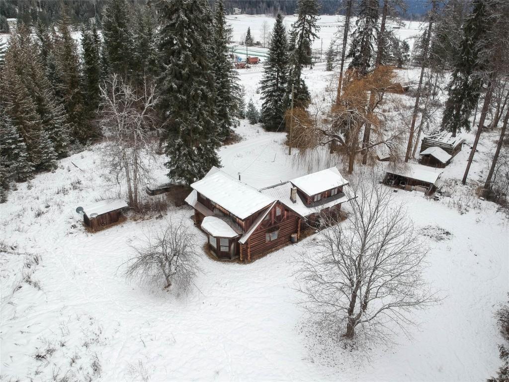 









692


North Fork

Road,
Cherryville,




BC
V0E 2G3

